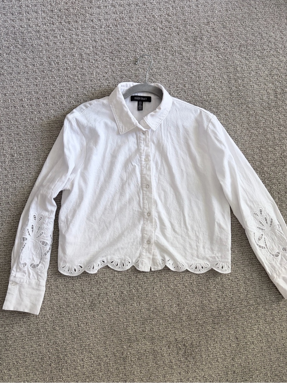 Ellen Tracy White Eyelet Button-Down Shirt Size Small NWT Viscose Linen